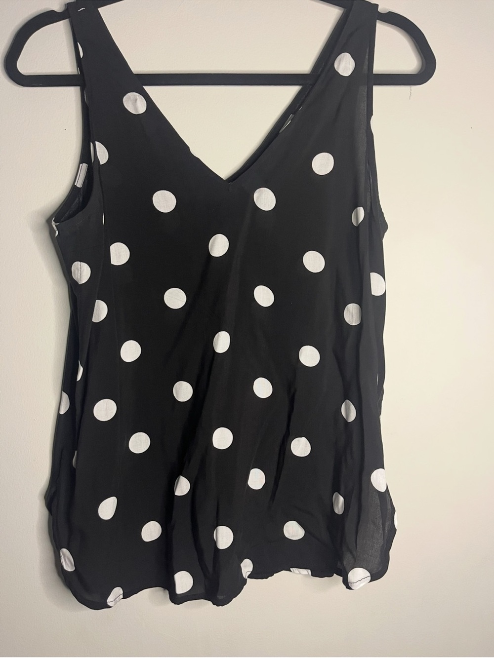 Old navy Black and White Polka Dot V-Neck Women's Tank Top
